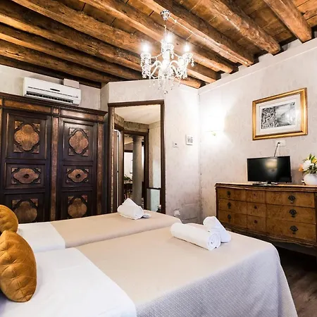 Ca' Lavezzera Guest house Venice