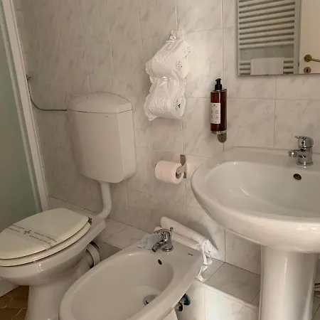 My Friends Canal View Bed & Breakfast 3*