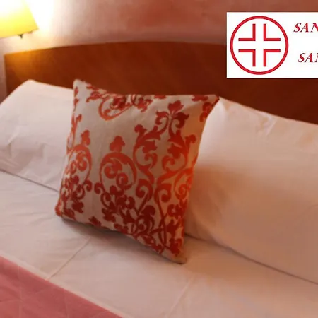 Doge Hotel 3*