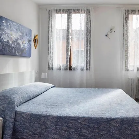 Guest house Ca' Degli Specchieri *