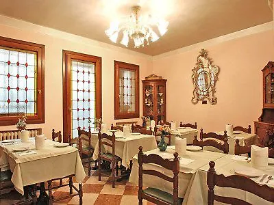 Fontana Hotel Venice