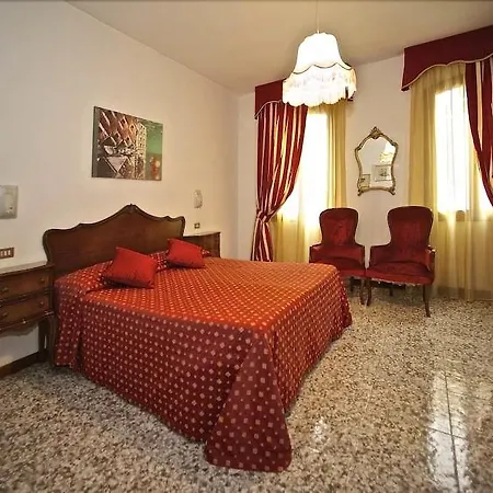 Fontana Hotel Venice