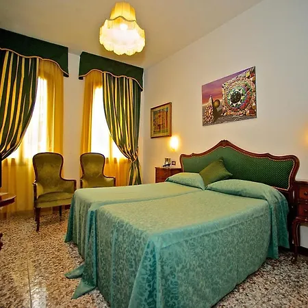 Fontana Hotel Venice