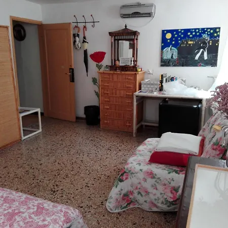 Bed & Breakfast Bed & Red Roses Palace Muazzo