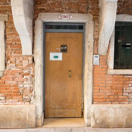 Backpackers House Venice
