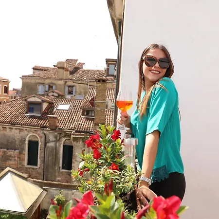 Elegant Terrace Near Piazza San Marco Last Floor No Lift Apartment Venice