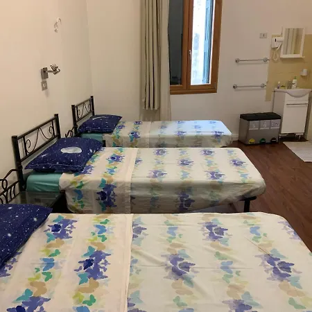 Archie's House Venice