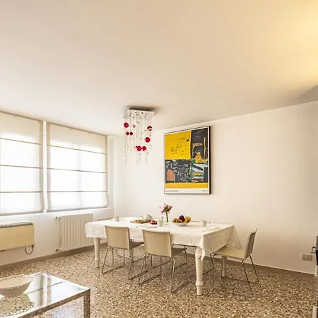 Ca' Emma San Marco - Canal View Апартаменты