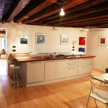 Bellissimo In Palazzo Storico