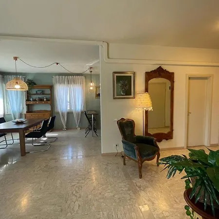 Irene Apartment *