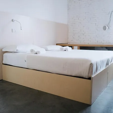 Combo Hostel *