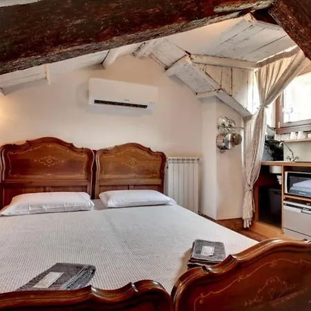 Appartement Traditional With Terrace
