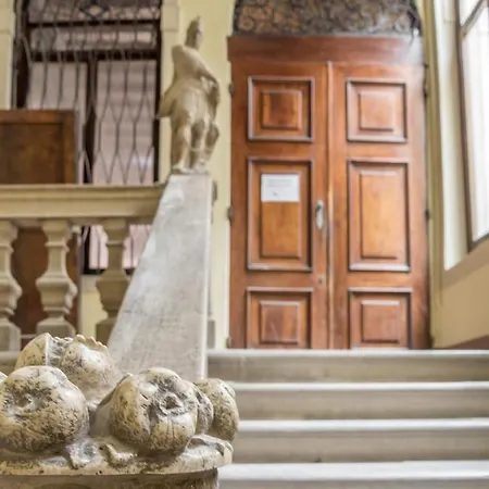 Riva Palace By Wonderful Italy شقة