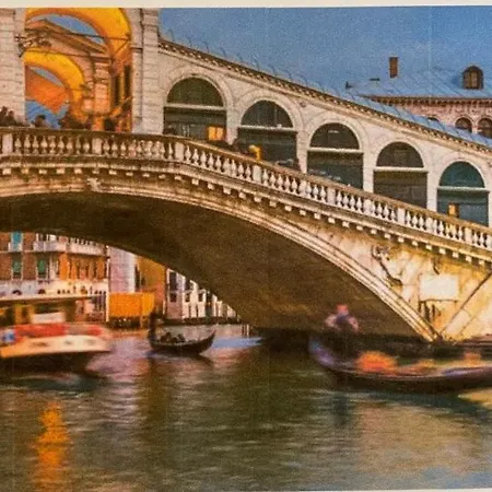 27@rialto Apartment