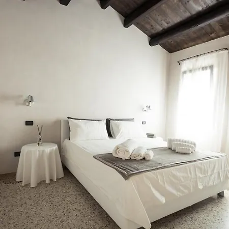 Apartamento Amazing Modern Design Home, Campo Dei Mori. Wifi Veneza
