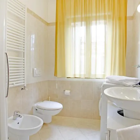 Apartment N5 E N6 Luminosissimi, Ideali Per Famiglie Egruppi Di Amici Venice