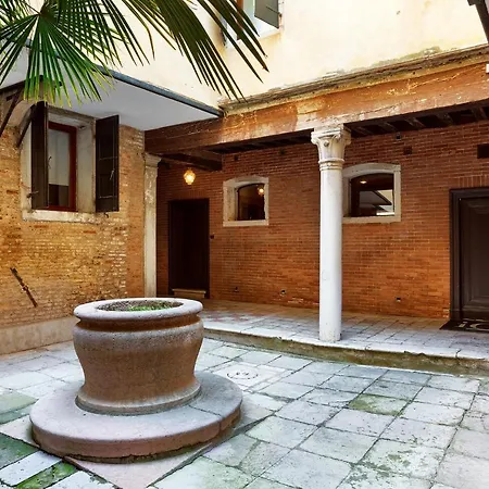 Charming House Iqs Lejlighed Venedig