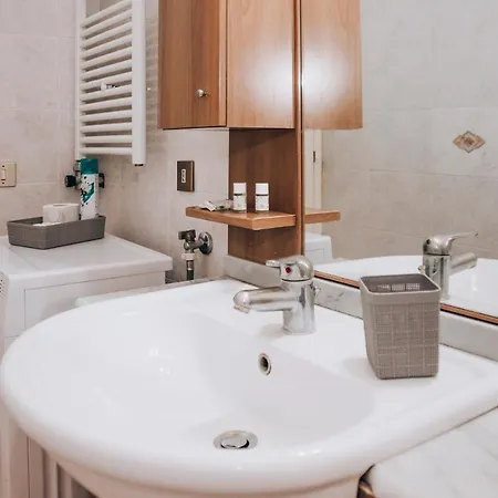 Apartment N5 E N6 Luminosissimi, Ideali Per Famiglie Egruppi Di Amici