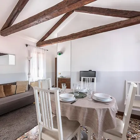 Apartment Colombina Like At 3 Bedrooms Fully Equipped Air Conditioned Venedig