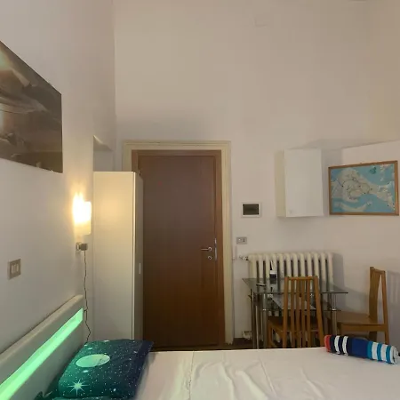 Archie's House Hostel