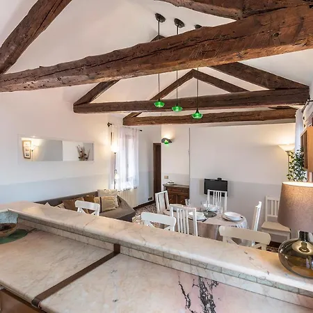 Apartment Colombina Like At 3 Bedrooms Fully Equipped Air Conditioned Venedig