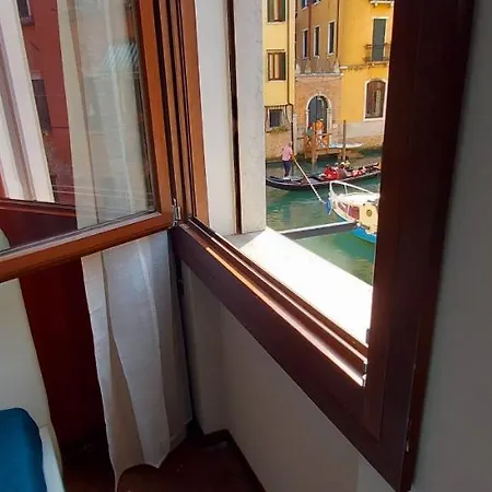 Apartmán Antico Rio Acqua Dolce Benátky