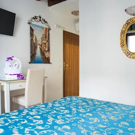 Hotel Al Mascaron Ridente