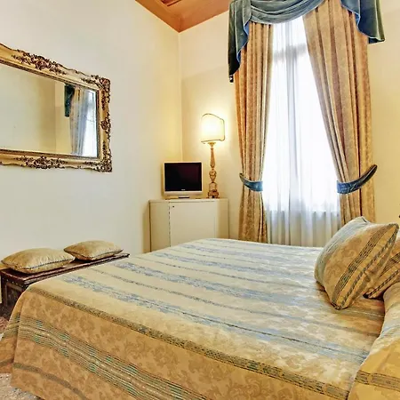 Palazzo Schiavoni Residenza D'epoca & Suite-apartments Penzion