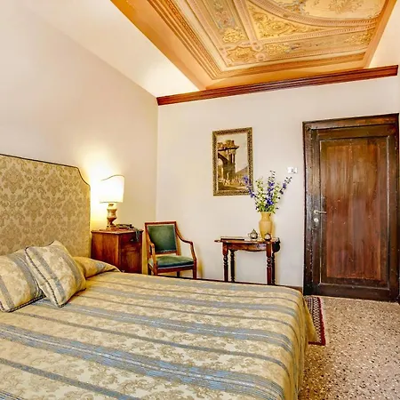 Palazzo Schiavoni Residenza D'epoca & Suite-apartments Benátky