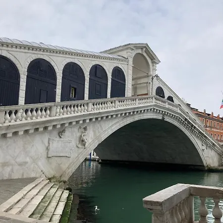 Apartment ,ghetto,biennale, Campo Maddalena Venice