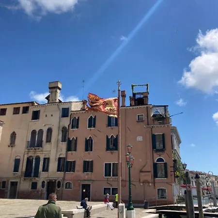 Apartment ,ghetto,biennale, Campo Maddalena Venice