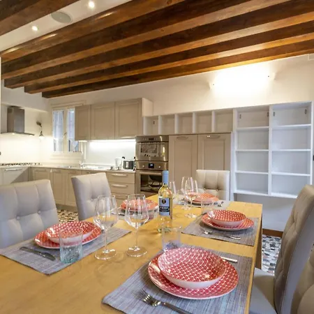 Apartmán Tolentini Canal View & Terrace By Wonderful Italy Benátky