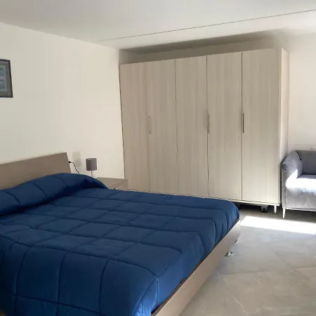 Appartamento Tre Archi Con Corte Privata *