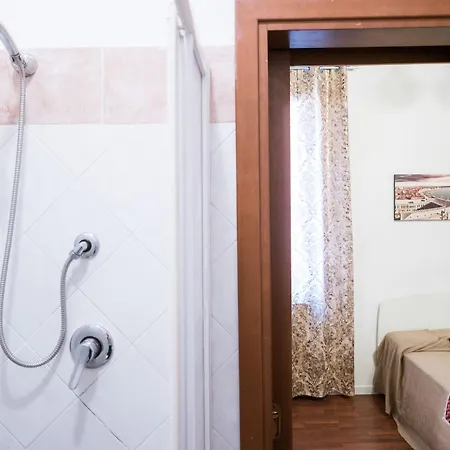 Backpackers House Guest house