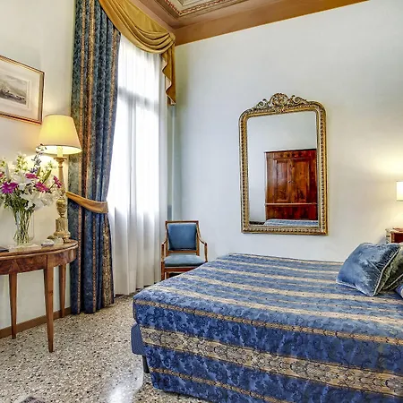Penzion Palazzo Schiavoni Residenza D'epoca & Suite-apartments