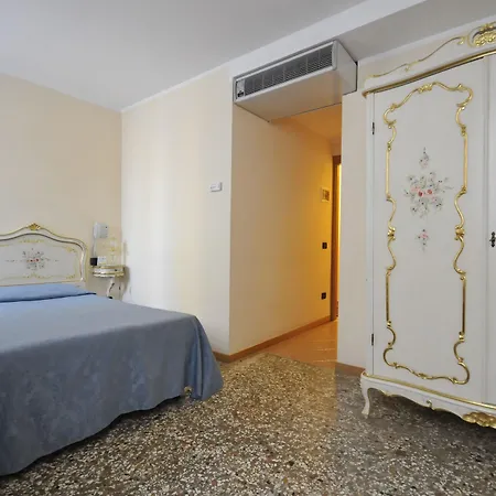 Guest house Ca' Leon D'oro Venice