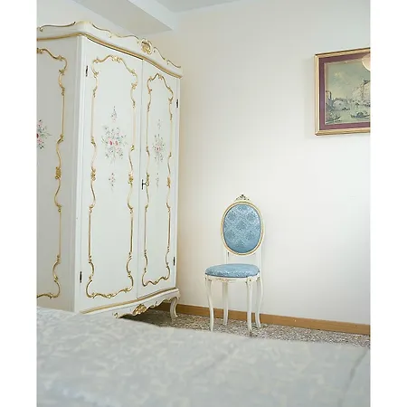 Ca' Leon D'oro Guest house 3*