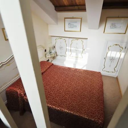 Ca' Leon D'oro Guest house