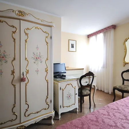 Ca' Leon D'oro Guest house