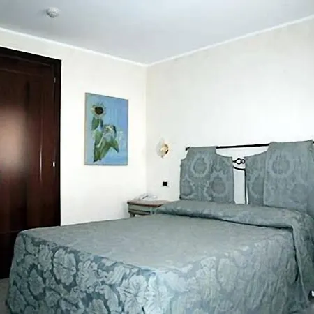 La Locandiera 3*