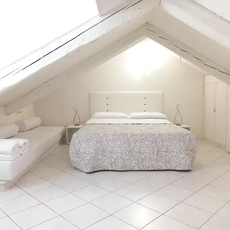Casanova San Marco Апартаменты Венеция