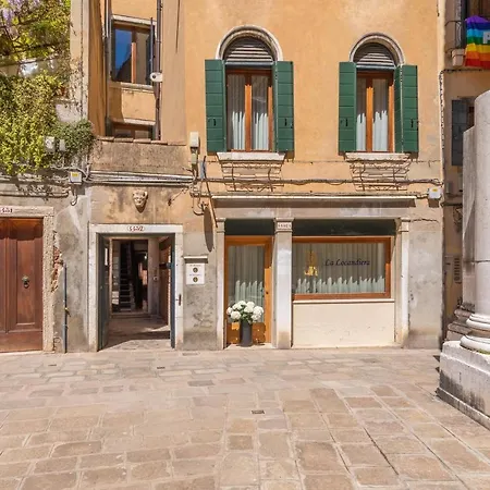 Bed & Breakfast La Locandiera