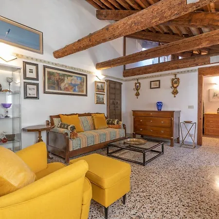 Casa Violante Lägenhet