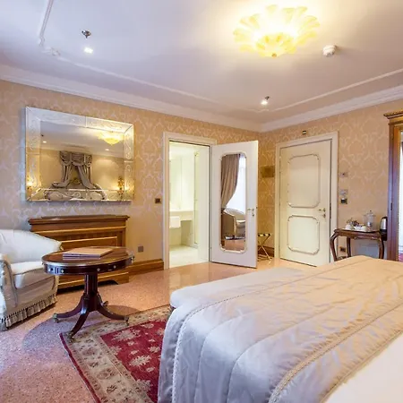 Hotel Ai Reali - Small Luxury Of The World