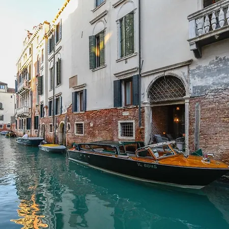 La Corte Venedig