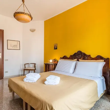 Colombina House Close To The Train Station Venice