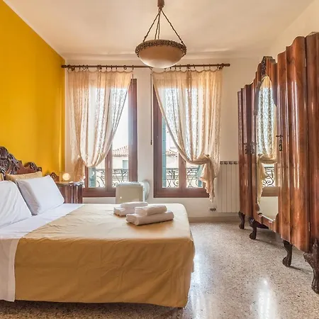 Colombina House Close To The Train Station * Venice