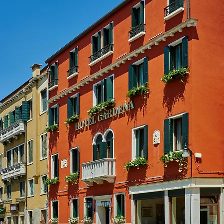 Gardena 3*