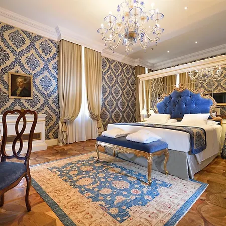 Ai Reali - Small Luxury Of The World 4* Venice