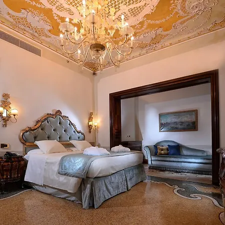 Hotel Ai Reali - Small Luxury Of The World